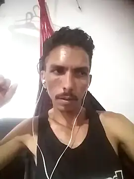 Snapshot of MagrinhoSaradoo chatting on February 2025 10:48:01 AM MagrinhoSaradoo online show from February 2025 10:48:01 AM