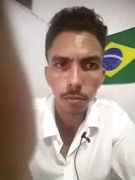 Snapshot of MagrinhoSaradoo chatting on March 2025 03:40:01 AM MagrinhoSaradoo online show from March 2025 03:40:01 AM