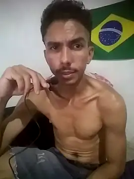 Snapshot of MagrinhoSaradoo chatting on March 2025 03:28:02 AM MagrinhoSaradoo online show from March 2025 03:28:02 AM