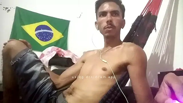 Snapshot of MagrinhoSaradoo chatting on March 2025 11:54:02 PM MagrinhoSaradoo online show from March 2025 11:54:02 PM