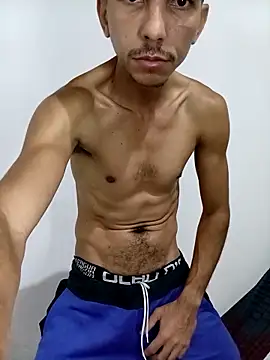 Snapshot of MagrinhoSaradoo chatting on September 2025 06:48:02 AM MagrinhoSaradoo online show from September 2025 06:48:02 AM