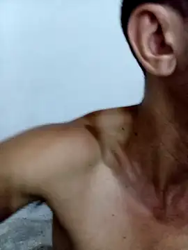 Snapshot of MagrinhoSaradoo chatting on September 2025 11:14:01 AM MagrinhoSaradoo online show from September 2025 11:14:01 AM