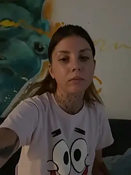 Snapshot of Izy_cute_ chatting on February 2025 11:34:01 PM Izy cute online show from February 2025 11:34:01 PM