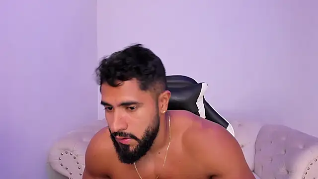 Santiago huntt online show from February 2026 09:09:02 PM