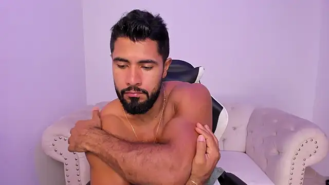 Santiago huntt online show from March 2026 12:46:01 PM