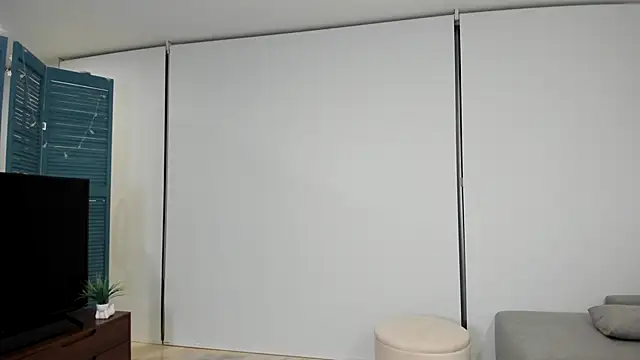 Lularose6 online show from March 2025 05:00:02 AM