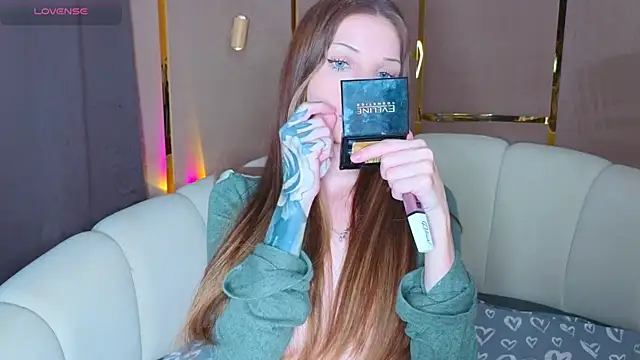 emilytrays online show from July 2026 01:24:02 PM