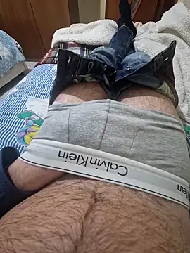 Snapshot of ziotony98 chatting on March 2026 05:37:02 PM ziotony98 online show from March 2026 05:37:02 PM