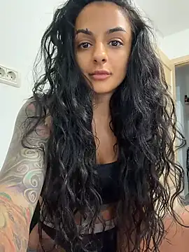 NNNoire online show from July 2026 10:10:01 AM