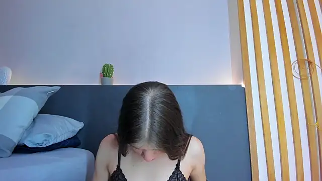 sara  jones gh online show from September 2025 11:45:01 AM