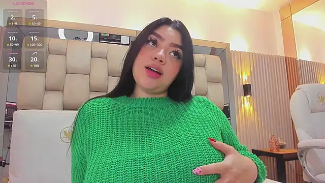 Snapshot of ashlyn_parker chatting on January 2025 07:34:02 PM ashlyn parker online show from January 2025 07:34:02 PM