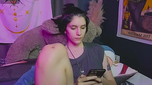 Hyeon Jin online show from January 2025 04:44:02 AM