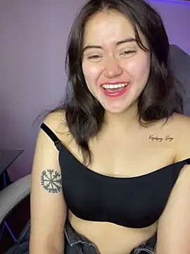 Camila pinkk online show from May 2026 01:51:02 PM