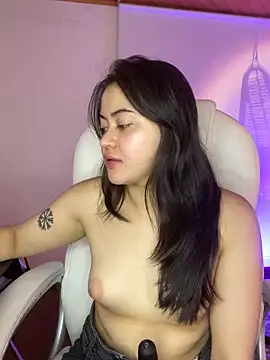 Camila pinkk online show from May 2026 03:44:02 PM