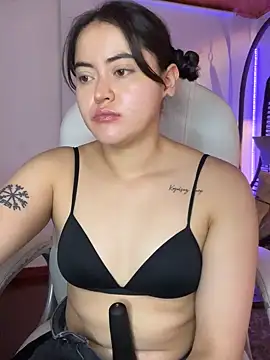 Camila pinkk online show from June 2026 04:16:02 PM