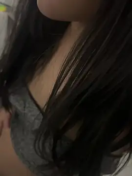 Snapshot of the_queen_of_street chatting on February 2025 02:59:01 AM the queen of street online show from February 2025 02:59:01 AM