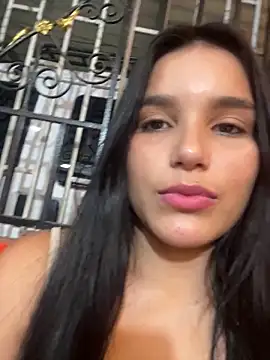 Snapshot of the_queen_of_street chatting on March 2025 05:49:02 AM the queen of street online show from March 2025 05:49:02 AM