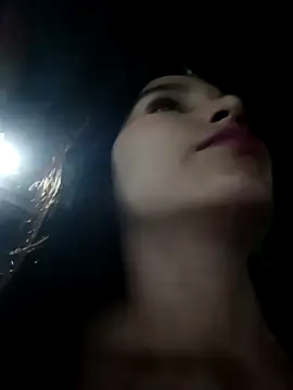 Snapshot of the_queen_of_street chatting on November 2025 01:39:02 AM the queen of street online show from November 2025 01:39:02 AM