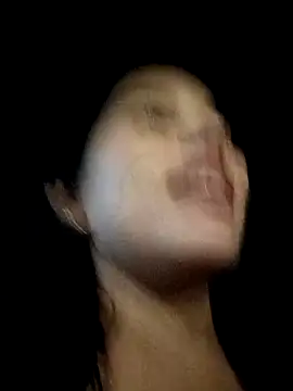 Snapshot of the_queen_of_street chatting on November 2025 03:05:01 AM the queen of street online show from November 2025 03:05:01 AM