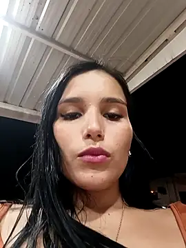 Snapshot of the_queen_of_street chatting on December 2025 02:41:02 AM the queen of street online show from December 2025 02:41:02 AM