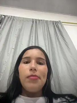 Snapshot of the_queen_of_street chatting on February 2026 02:21:01 AM the queen of street online show from February 2026 02:21:01 AM