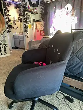 trashbrat online show from July 2026 03:51:01 PM