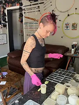 trashbrat online show from July 2026 08:00:01 PM