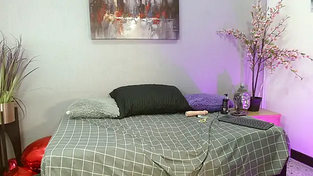 Charlot Vega  online show from February 2025 10:39:02 AM