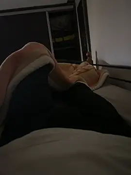 Snapshot of medami chatting on January 2025 07:00:02 PM medami online show from January 2025 07:00:02 PM