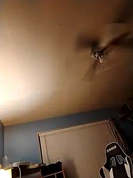 Snapshot of Cum4meonu chatting on January 2025 09:27:01 AM Cum4meonu online show from January 2025 09:27:01 AM