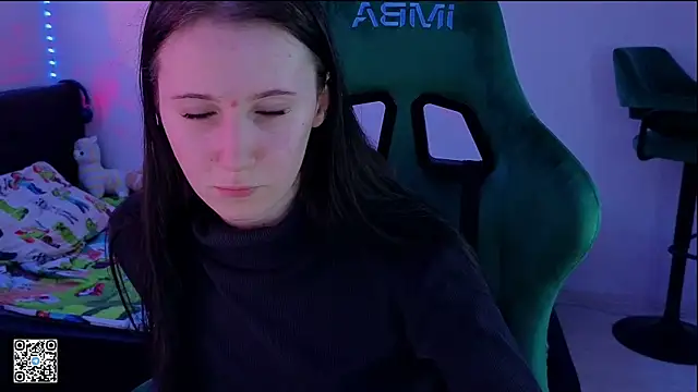 mon lola online show from March 2025 02:45:02 PM