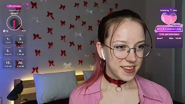 Snapshot of MaryBliss chatting on March 2025 05:11:02 AM MaryBliss online show from March 2025 05:11:02 AM