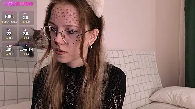 Snapshot of MaryBliss chatting on November 2025 08:52:01 PM MaryBliss online show from November 2025 08:52:01 PM