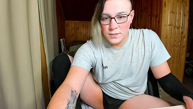 Snapshot of ScanDarky chatting on March 2025 03:52:02 AM ScanDarky online show from March 2025 03:52:02 AM