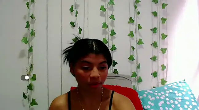 Snapshot of mia_grey01 chatting on January 2025 11:59:01 AM mia grey01 online show from January 2025 11:59:01 AM