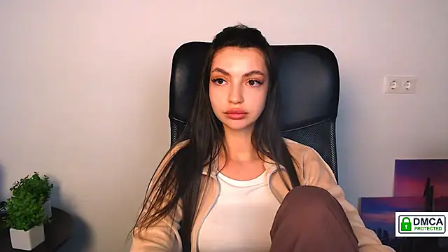 Snapshot of Lexi_Jous chatting on September 2025 04:58:01 AM Lexi Jous online show from September 2025 04:58:01 AM