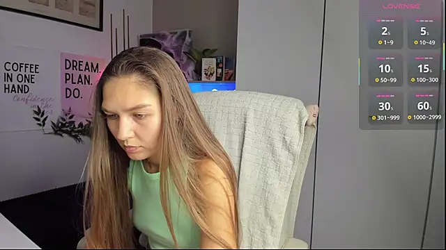 Snapshot of SofiaLolipop chatting on November 2025 03:01:01 PM SofiaLolipop online show from November 2025 03:01:01 PM