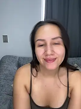 Jullya x online show from April 2026 09:05:02 PM