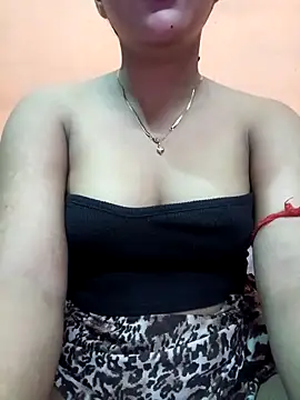 Eisha 20s online show from September 2025 10:35:02 PM