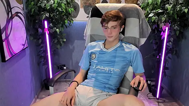 Snapshot of John_Weasley chatting on September 2025 09:16:02 PM John Weasley online show from September 2025 09:16:02 PM