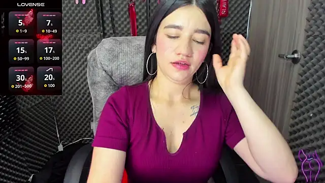 Snapshot of lilihot_ chatting on November 2025 03:35:01 PM lilihot online show from November 2025 03:35:01 PM