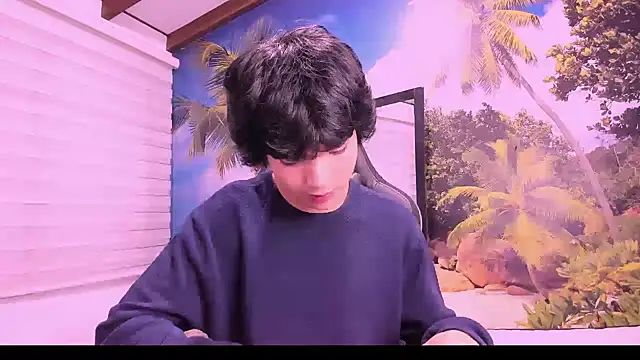 Snapshot of AllanYong18 chatting on February 2025 04:06:01 AM AllanYong18 online show from February 2025 04:06:01 AM