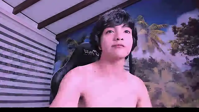 Snapshot of AllanYong18 chatting on February 2025 06:23:01 AM AllanYong18 online show from February 2025 06:23:01 AM