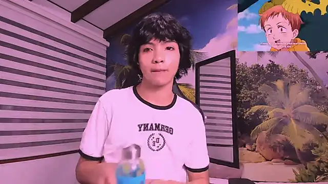 Snapshot of AllanYong18 chatting on February 2025 01:05:02 AM AllanYong18 online show from February 2025 01:05:02 AM