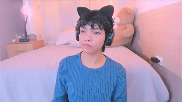 Snapshot of AllanYong18 chatting on September 2025 07:43:02 AM AllanYong18 online show from September 2025 07:43:02 AM