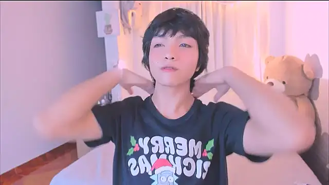 Snapshot of AllanYong18 chatting on October 2025 05:17:02 AM AllanYong18 online show from October 2025 05:17:02 AM