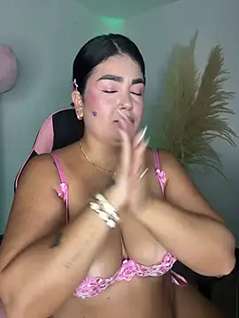 karla hotgirl online show from June 2026 01:10:02 AM
