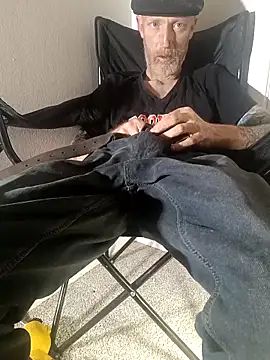 Snapshot of filthymind619 chatting on November 2025 10:46:01 PM filthymind619 online show from November 2025 10:46:01 PM