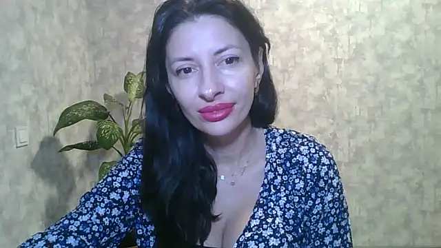 LissaBlossom online show from September 2025 03:46:01 PM