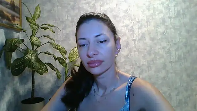 LissaBlossom online show from July 2026 03:53:01 AM